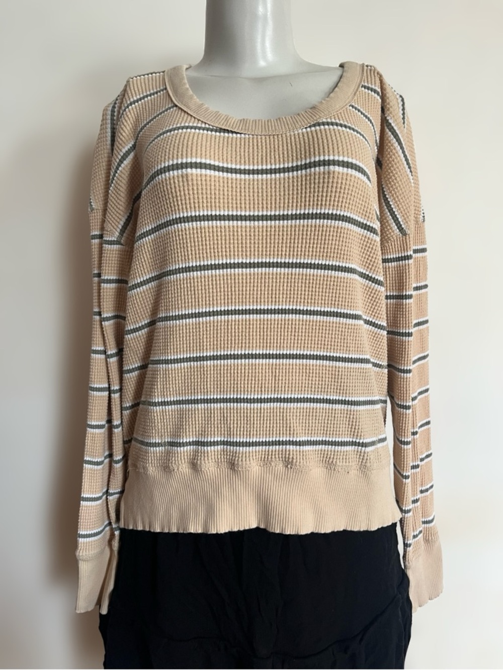 Offline by Aerie shirt top